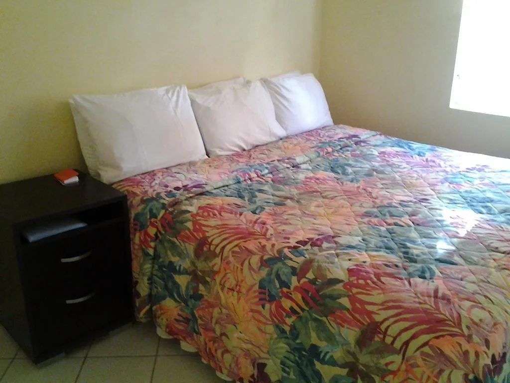 Aupic Paradise Vieux Fort Guest house
